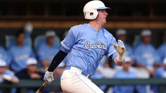 No. 1 Carolina Wins Sixth Straight