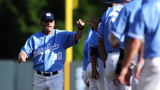 Fox Joins List of Tar Heel Greats In N.C. Sports Hall