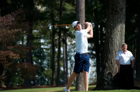 Griffin, Tar Heels Lead Rod Myers In Halted Second Round