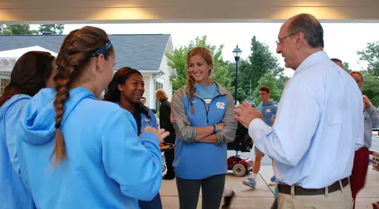 Tar Heels Enjoy Tailgate