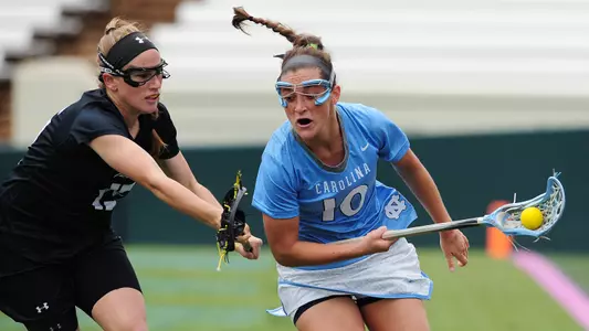 Tar Heels Pull Away From Towson, 17-8, On Senior Day