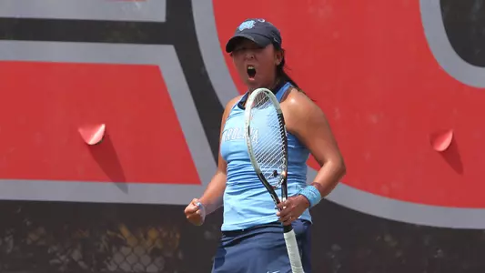 UNC Sweep Golden Gophers