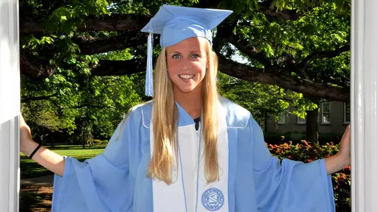 Hanson Named To IWLCA Honor Roll