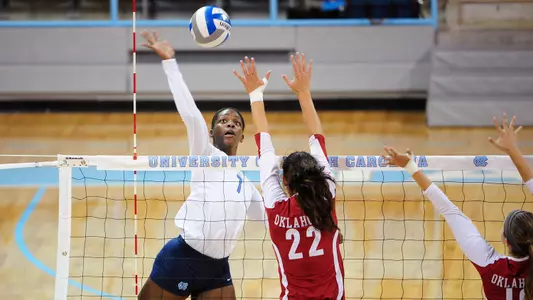 Carolina Volleyball Prepares for Match Against Virginia