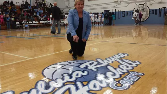 Hunter Huss Names Court In Hatchell's Honor