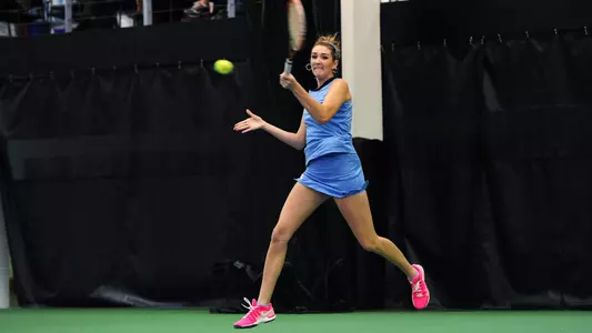 #1 UNC Tops Notre Dame, 5-2