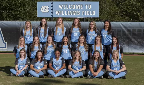 Softball Holds Annual Photo Day