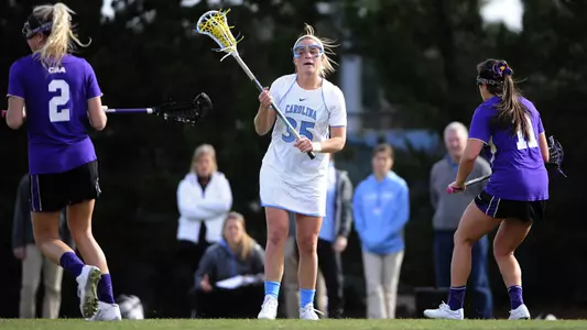 Tar Heels Win, 17-11, At Florida