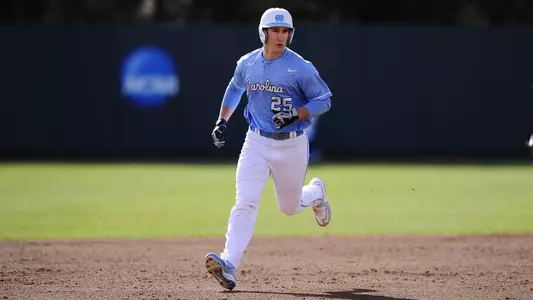 No. 18 Tar Heels Top Elon, 10-5