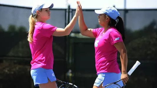 #1 UNC Eases Past Hokies At ACC Quarters