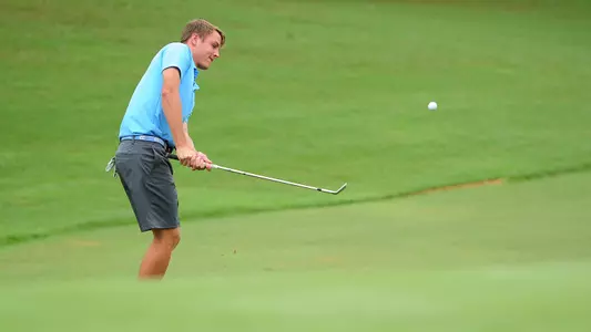 Register's 66 Leads UNC Up to Fourth at Tavistock