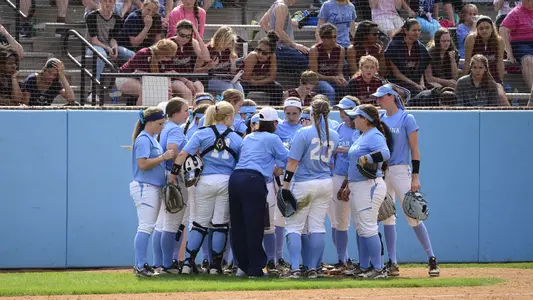 Panthers Pounce On Heels In Series Finale