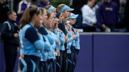 Heels Drop Back-And-Forth Battle In Extras