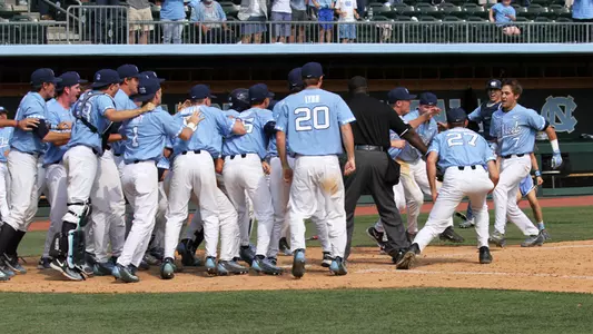 Warmoth's Walkoff Homer Lifts UNC Past Louisville