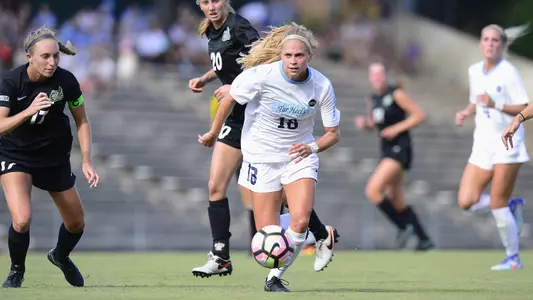 Carolina On West Coast For Games Against Pac 12 Teams