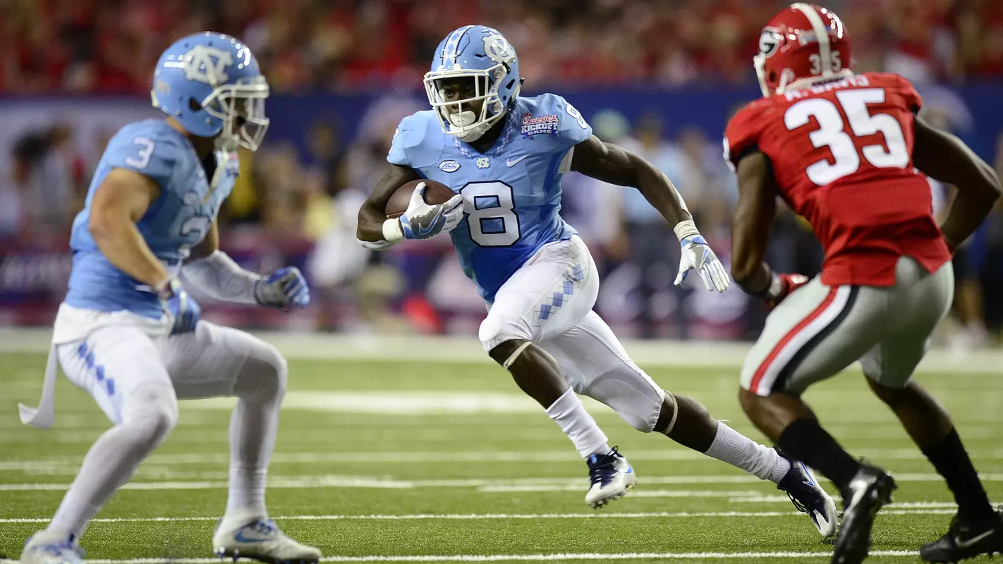 Georgia Downs Carolina In Opener, 33-24