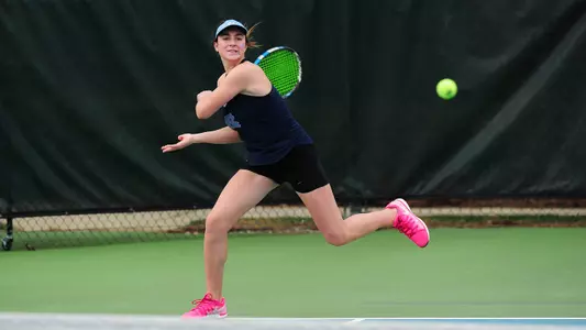 Tar Heels Sweep Eagles