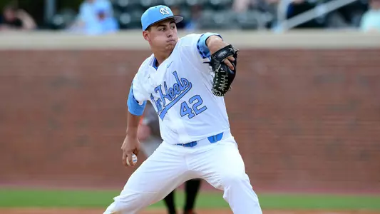 No. 4 Tar Heels Drop Wolfpack, 7-1