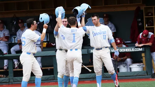 No. 3 Carolina Rolls Past Elon, 11-2