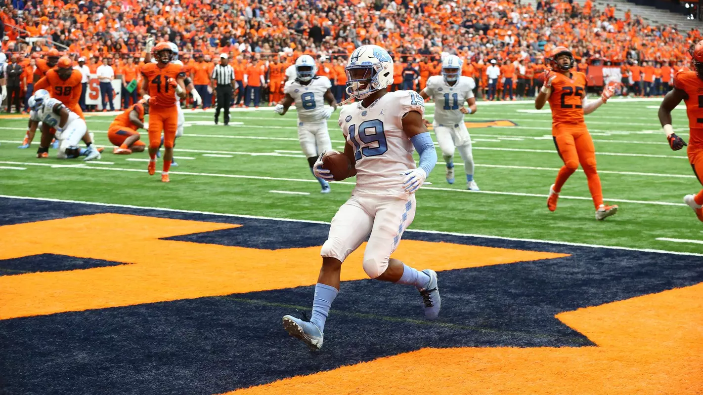 UNC vs Syracuse (Photo by Michael J. Okoniewski for UNC Athletic Communications)