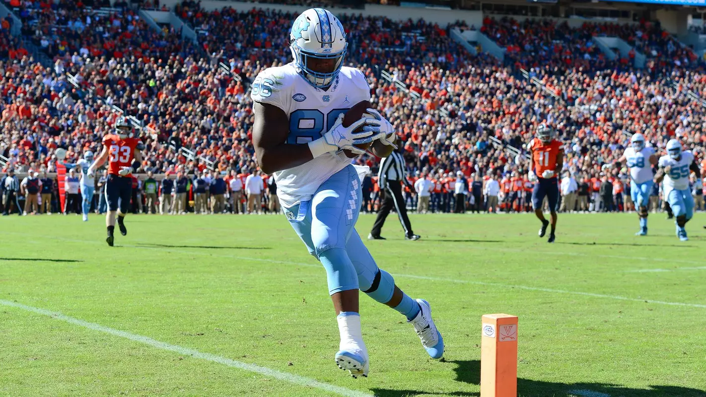 North Carolina Tar Heels tight end Carl Tucker #86University of North Carolina Football v VirginiaScott StadiumCharlottesville, VASaturday, October 27, 2018