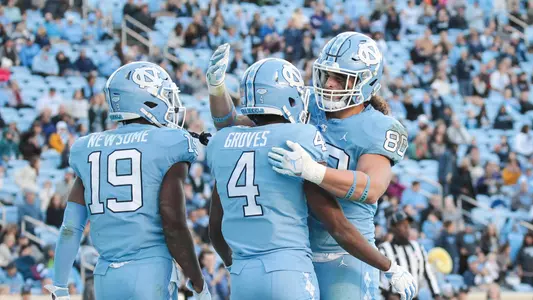 Rontavius Groves, Jake Bargas