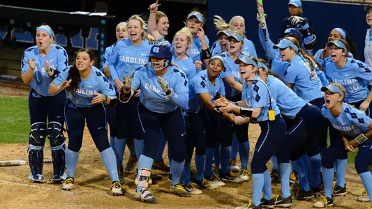 homerun
University of North Carolina Softball v Illinois
Williams Field
Anderson Stadium
Chapel Hill, NC
Friday, February 16, 2018