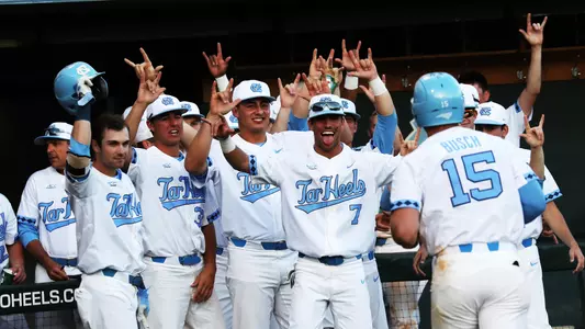 ..gives the Heels their final 6-1 margin.