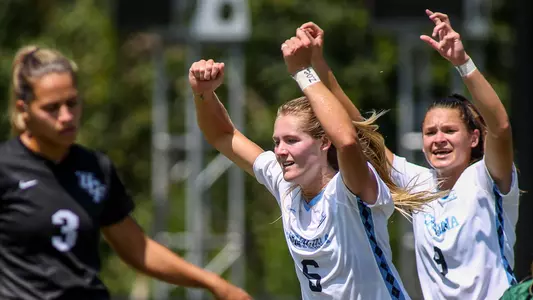 Taylor Otto (6)
University of North Carolina Women's Soccer v University of Central Florida
Finley South Fields
Chapel Hill, NC
Sunday, August 26, 2018