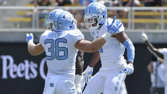 Myles Dorn, right, and Cole Holcomb
University of North Carolina Football v California
California Memorial Stadium
Berkley, CA
Saturday, September 1, 2018