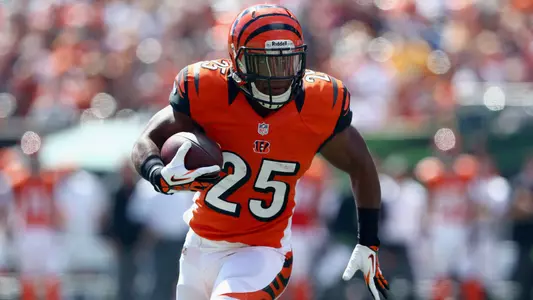 Gio Bernard