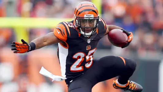 Gio Bernard