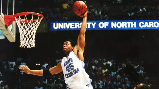 Julius Peppers dunk