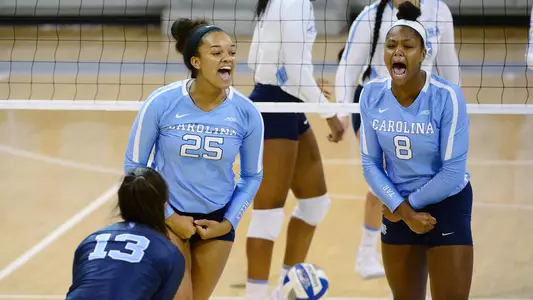 Lauren Harrison (25), Skyy Howard (8)
University of North Carolina Volleyball
Blue-White
Carmichael Arena
Chapel Hill, NC
Saturday, August 17, 2019