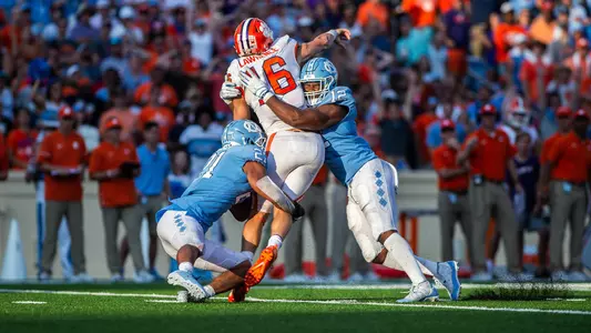 Chazz Surratt, and Tomon Fox
University of North Carolina Football v Clemson
Kenan Stadium
Chapel Hill, NC
Saturday, September 28, 2019