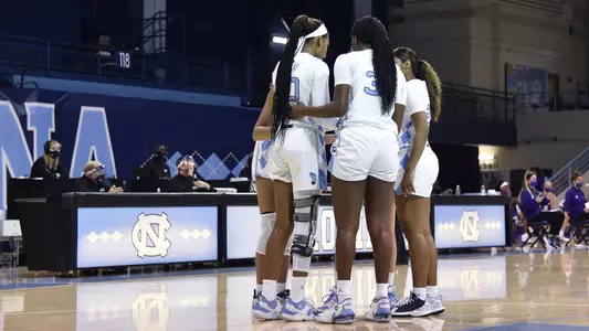 huddle 
University of North Carolina Women's Basketball v High Point 
Carmichael Arena 
Chapel Hill, NC 
Sunday, November 29, 2020