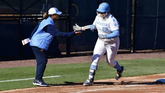 Brittany Pickett, Donna Papa
University of North Carolina Softball v Michigan
Williams Field
Anderson Stadium
Chapel Hill, NC
Friday, February 14, 2020