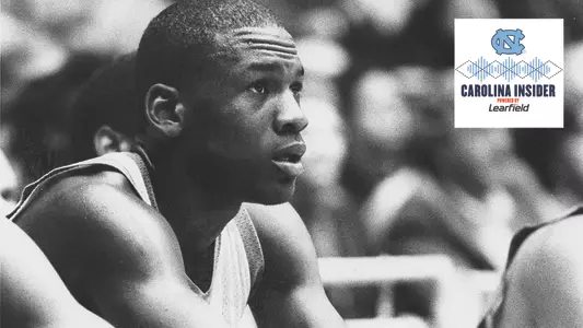 Carolina Insider Michael Jordan on becnh