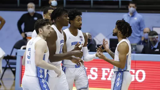 huddle vs. Notre Dame