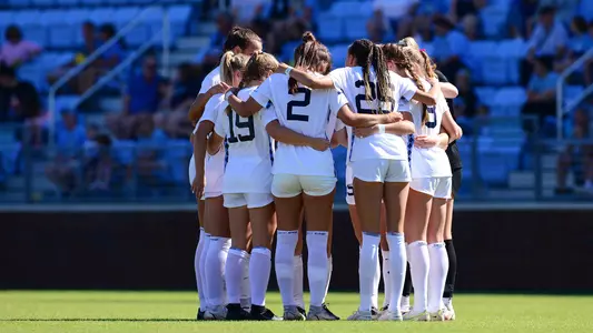 huddle
University of North Carolina Women's Soccer v Notre Dame
Dorrance Field
Chapel Hill, NC
Sunday October 24, 2021