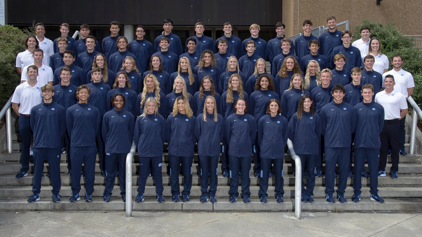 2021-2022 Swim & Dive Team