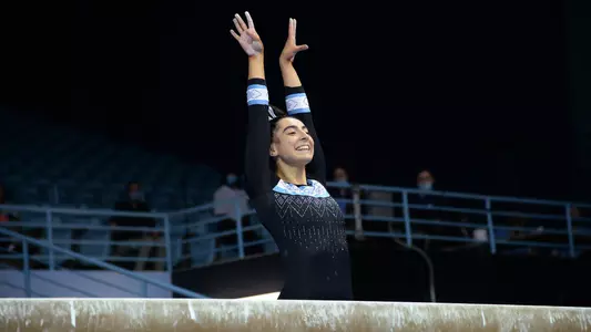 Julianna Love
balance beam
University of North Carolina Gymnastics
Blue-White exhibition
Carmichael Arena
Chapel Hill, NC
Friday, December 17, 2021