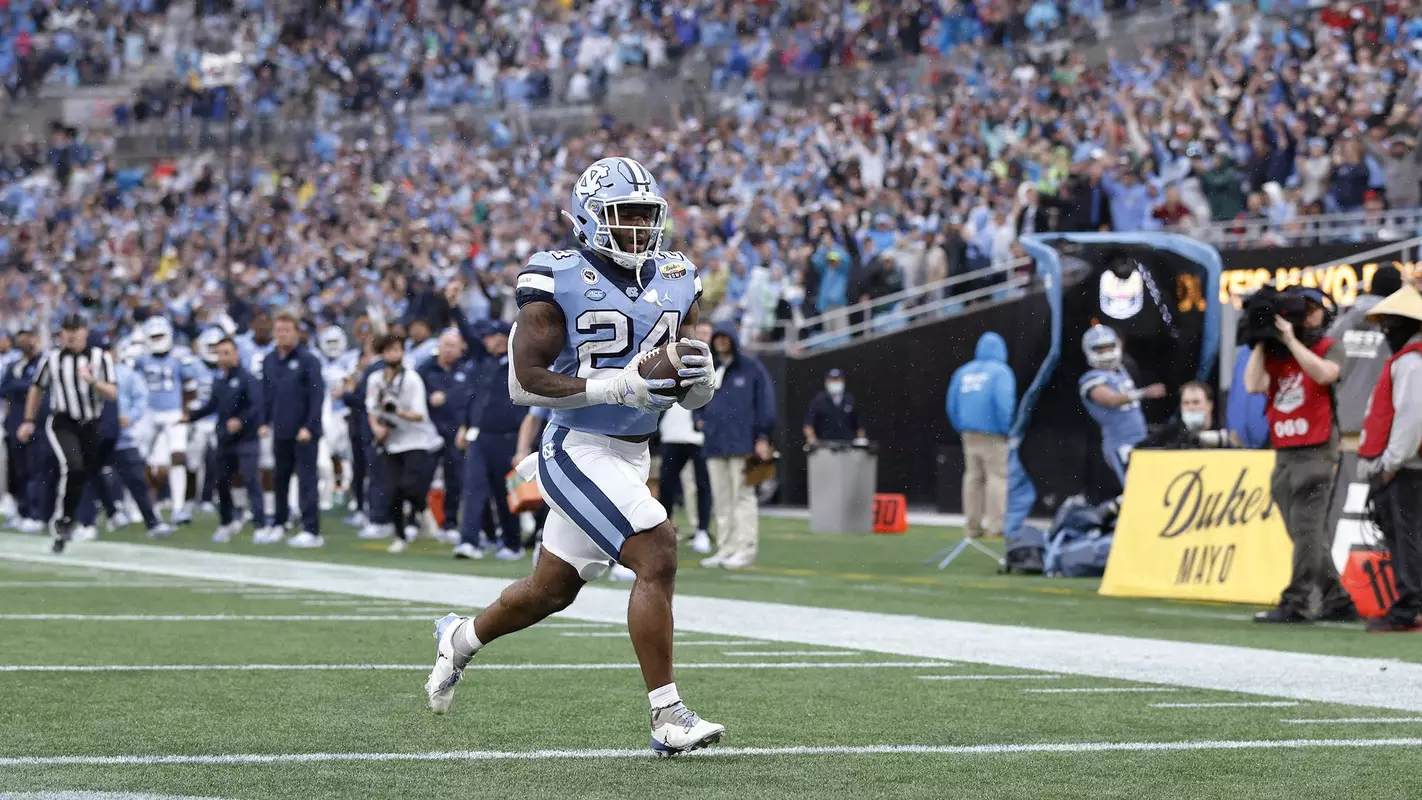 British Brooks University of North Carolina Football v South CarolinaDukeÕs Mayo BowlBank of America StadiumCharlotte, NCThursday, December 30, 2021
