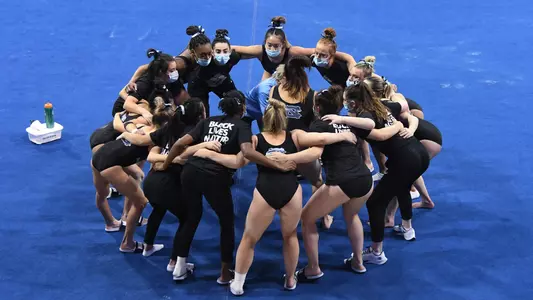 huddle
University of North Carolina Gymnastics v N.C. State
Carmichael Arena
Chapel Hill, NC
Friday, February 12, 2021