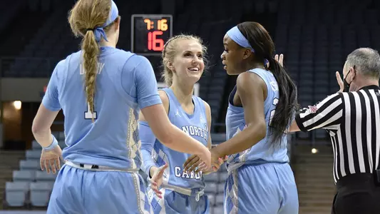 Petra Holešínská, Alyssa Ustby, Malu Tshitenge
University of North Carolina Women's Basketball v Georgia Tech
Carmichael Arena
Chapel Hill, NC
Thursday, February 25, 2021