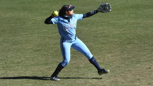 Shayla Thompson
University of North Carolina Softball v Syracuse 
Williams Field 
Anderson Stadium 
Chapel Hill, NC 
Saturday, February 20, 2021