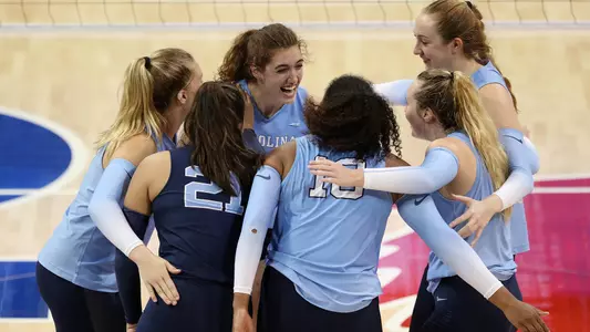 huddle, celebration
August 28, 2021: UNC vs SMU Volleyball. Photo by Vladimir Cherry