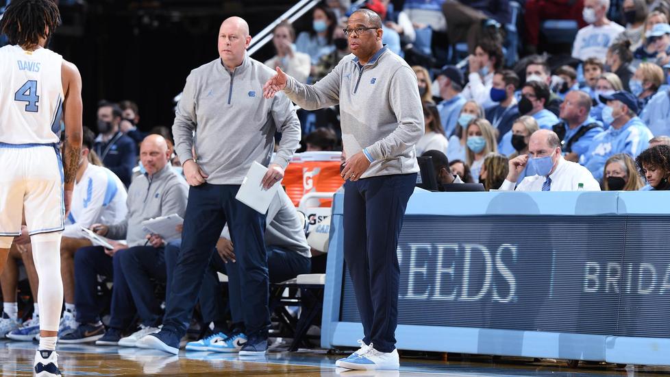 Podcast: Hubert Davis Live - UNC vs. NC State Basketball Preview, Clemson Recap, Fan Questions Podcast: Hubert Davis Live - UNC vs. NC State Basketball Preview, Clemson Recap, Fan Questions