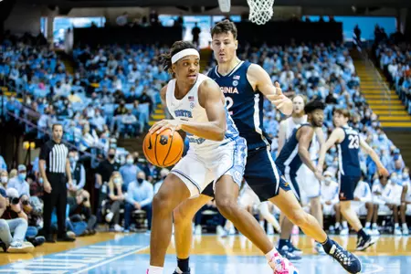 Armando Bacot in post