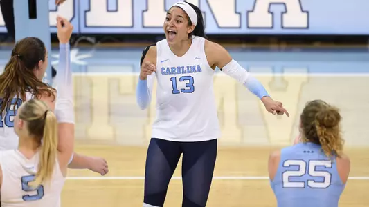 Carly PeckUniversity of North Carolina Volleyball v Miami Carmichael Arena Chapel Hill, NC Friday, September 30, 2022